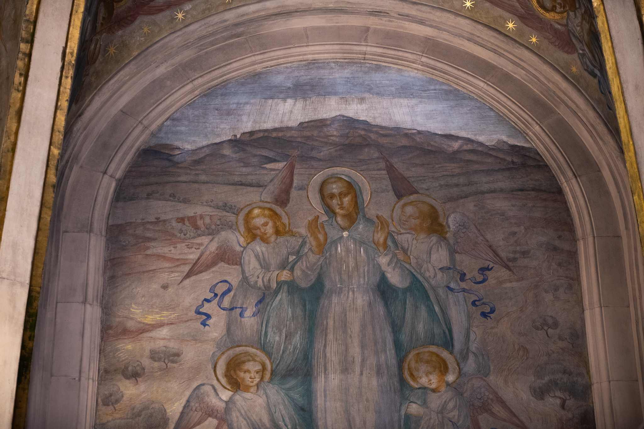 La Mola en un dels frescos de Vila Arrufat